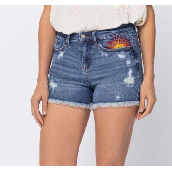 Judy Blue Denim Shorts Embroidered Sun Distressed High Rise Raw Hem Size 1XL - Picture 1 of 11